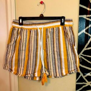 Women shorts
